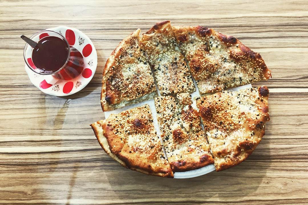 Yağ Somunu Nedir? Konya’nın Meşhur Lezzeti ve Nerede Yenir?