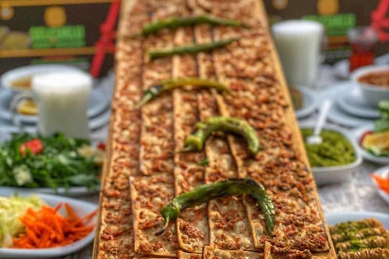 Etliekmek ile Pide Arasındaki Fark Nedir? Hangisi Daha Lezzetli?